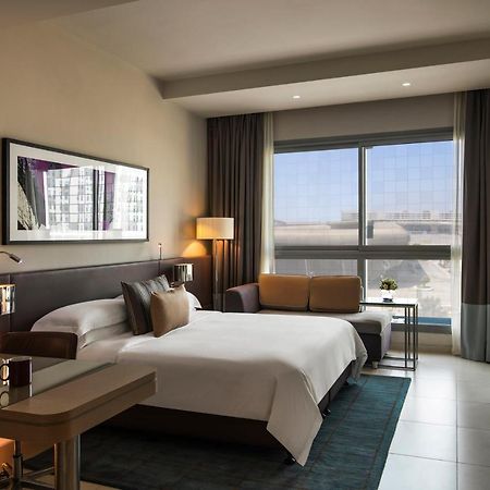 Capital Centre Arjaan by Rotana Aparthotel Abu Dhabi Bagian luar foto