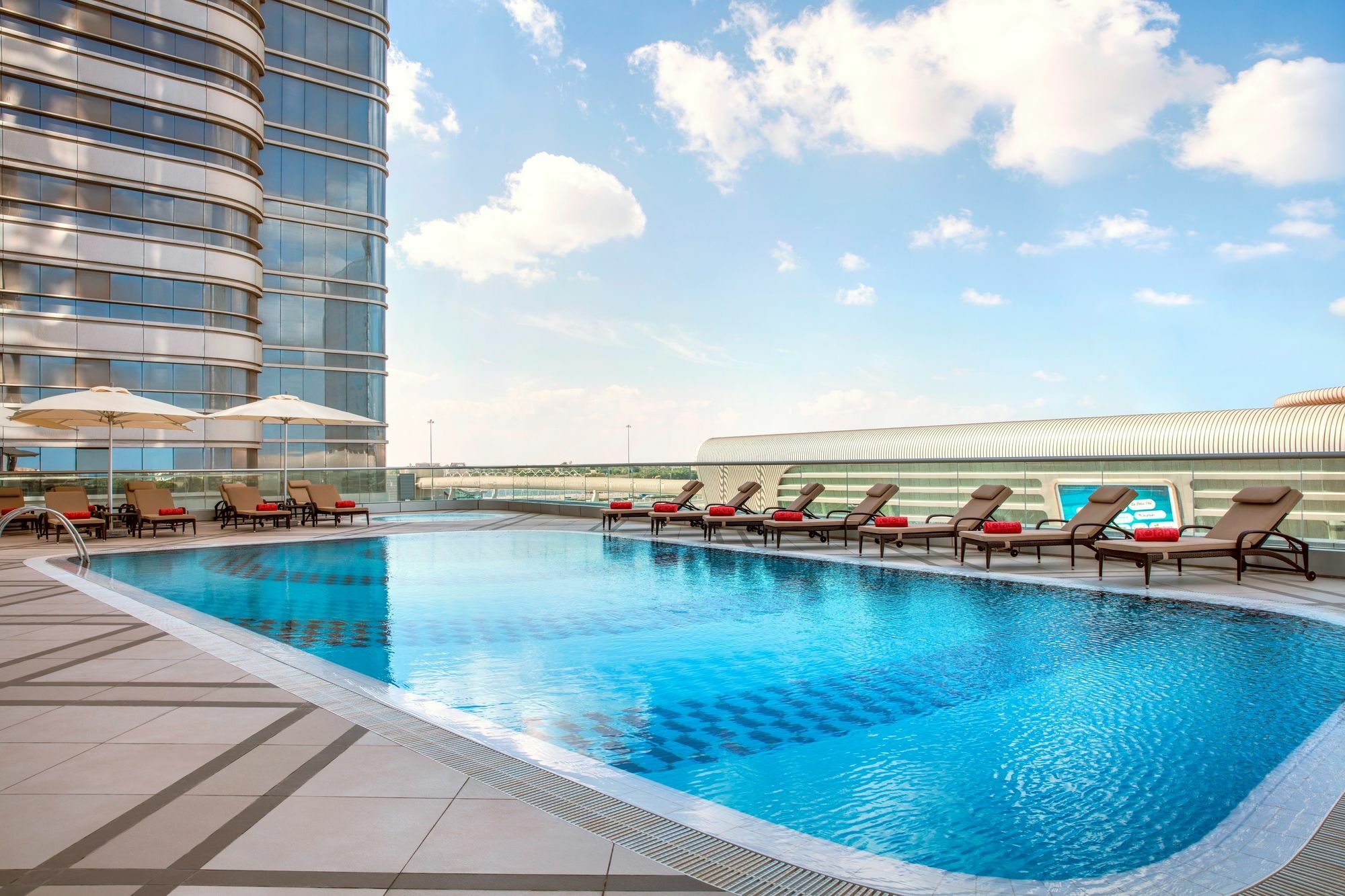 Capital Centre Arjaan by Rotana Aparthotel Abu Dhabi Bagian luar foto